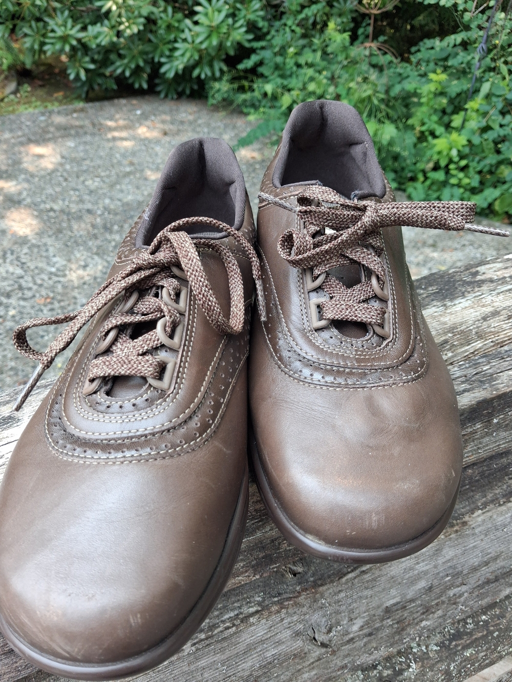 SAS women's Brown Casual Lace-Up Shoes, 9